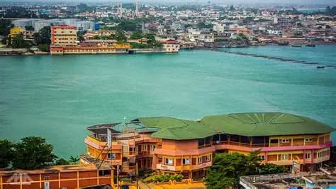 Explore Nokoué Lake in Cotonou